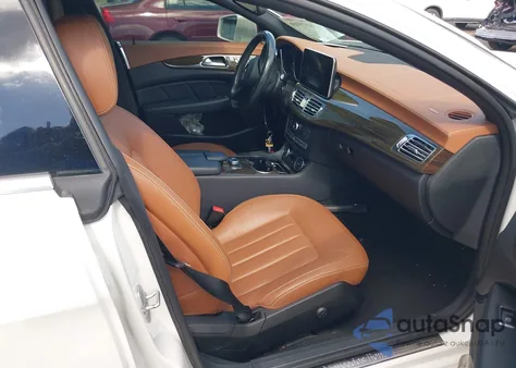 2016 Mercedes-Benz Cls 4Matic z USA, uszkodzony, nr VIN WDDLJ6HB3GA178742